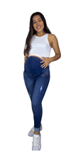 Cargar imagen en el visor de la galería, Pantalón Maternidad Basta Ancha y Volteada
