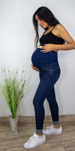 Cargar imagen en el visor de la galería, Pantalón Maternidad "Faja" Basta Volteada
